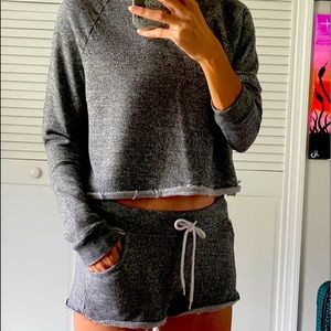 Distressed Sleeping Set